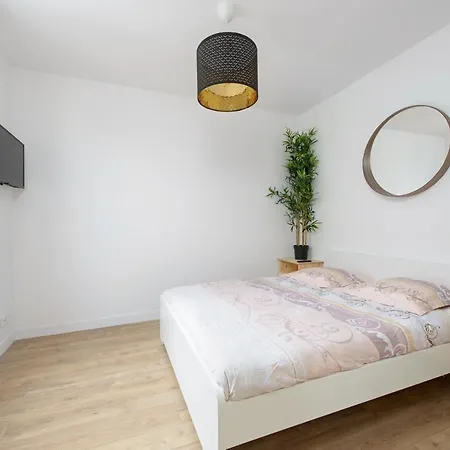 Charming In Paris For 4 People * Saint-Denis (Seine-Saint-Denis)