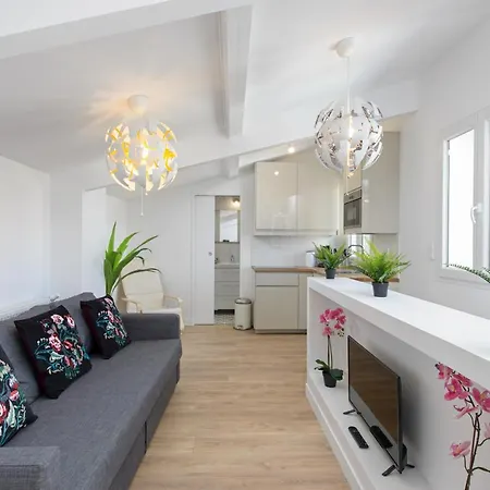 Charming In Paris For 4 People Apartment Saint-Denis (Seine-Saint-Denis)