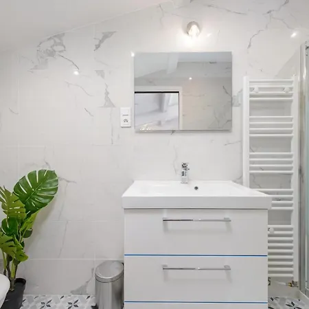 Charming In Paris For 4 People Apartment Saint-Denis (Seine-Saint-Denis)